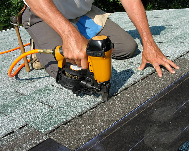 Best Roof Maintenance Services  in Browns Lake, WI